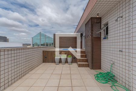 Apartamento à venda com 240m², 4 quartos e 3 vagasCobertura