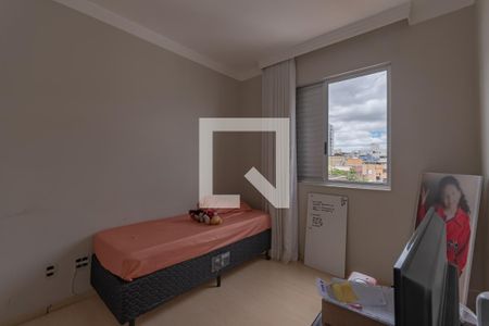 Apartamento à venda com 240m², 4 quartos e 3 vagasQuarto 2