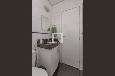 Apartamento à venda com 240m², 4 quartos e 3 vagasBanheiro Suíte 2