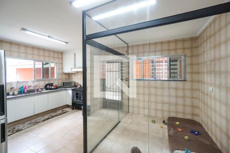 Casa à venda com 231m², 2 quartos e 2 vagasCozinha