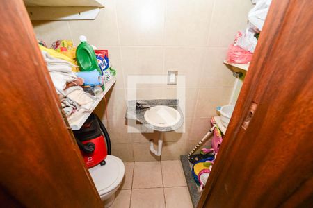 Apartamento à venda com 257m², 4 quartos e 2 vagasBanheiro de serviço