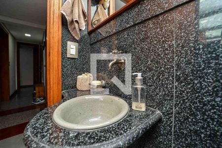 Apartamento à venda com 257m², 4 quartos e 2 vagasLavabo