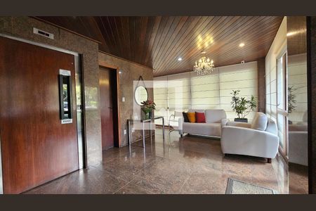 Apartamento à venda com 257m², 4 quartos e 2 vagasHall Social