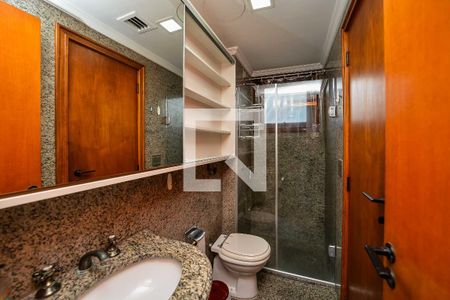 Apartamento à venda com 257m², 4 quartos e 2 vagasBanheiro da Suíte Americana