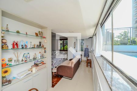 Apartamento à venda com 257m², 4 quartos e 2 vagasSuíte 1