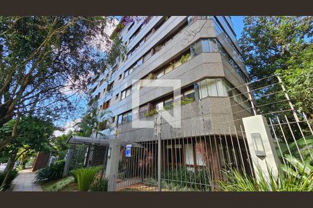 Apartamento à venda com 257m², 4 quartos e 2 vagasFachada