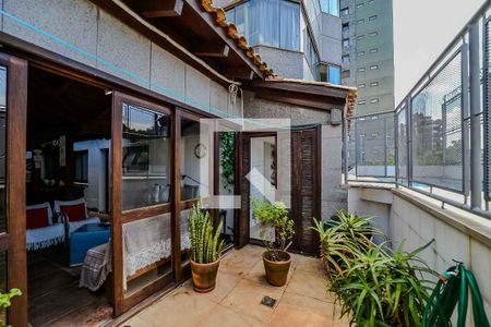 Apartamento à venda com 257m², 4 quartos e 2 vagasTerraço//Área Privativa