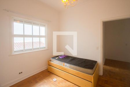 Casa à venda com 118m², 2 quartos e 2 vagas Casa à venda com 118m², 2 quartos e 2 vagasQuarto