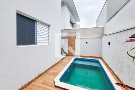 Casa de condomínio para alugar com 255m², 3 quartos e 4 vagas Casa de condomínio para alugar com 255m², 3 quartos e 4 vagasPiscina