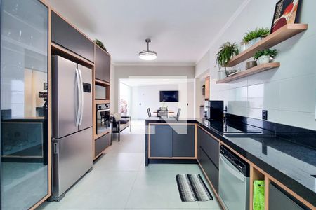 Casa de condomínio para alugar com 255m², 3 quartos e 4 vagas Casa de condomínio para alugar com 255m², 3 quartos e 4 vagasCozinha / Área de Serviço