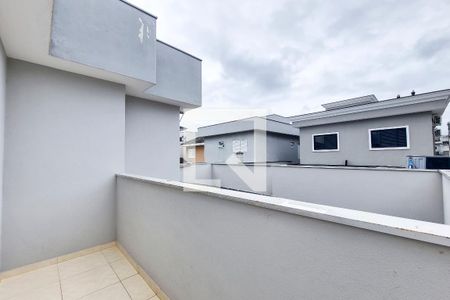 Casa de condomínio para alugar com 255m², 3 quartos e 4 vagas Casa de condomínio para alugar com 255m², 3 quartos e 4 vagasVaranda