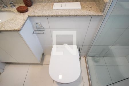 Banheiro de kitnet/studio à venda com 1 quarto, 26m² em Indianópolis, São Paulo