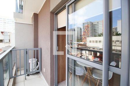 Varanda de kitnet/studio à venda com 1 quarto, 26m² em Indianópolis, São Paulo
