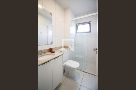 Banheiro de kitnet/studio à venda com 1 quarto, 26m² em Indianópolis, São Paulo