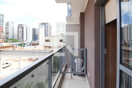 Varanda de kitnet/studio à venda com 1 quarto, 26m² em Indianópolis, São Paulo