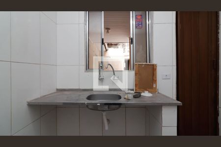 Casa para alugar com 80m², 2 quartos e sem vaga Casa para alugar com 80m², 2 quartos e sem vagaCozinha