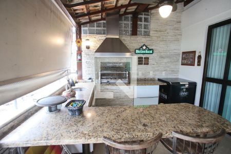 Apartamento à venda com 173m², 3 quartos e 2 vagas Apartamento à venda com 173m², 3 quartos e 2 vagasChurrasqueira do Terraço