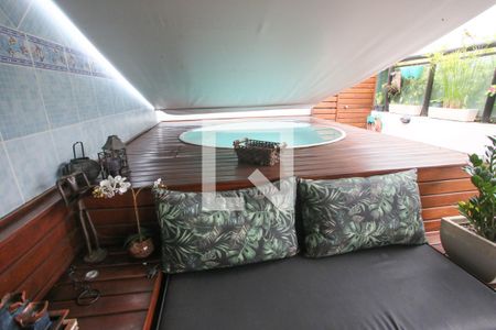 Apartamento à venda com 173m², 3 quartos e 2 vagas Apartamento à venda com 173m², 3 quartos e 2 vagasPiscina do Terraço