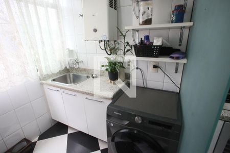 Apartamento à venda com 173m², 3 quartos e 2 vagas Apartamento à venda com 173m², 3 quartos e 2 vagasÁrea de Serviço