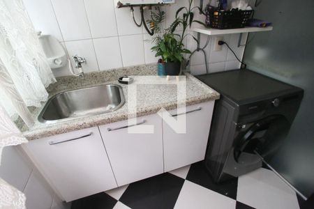 Apartamento à venda com 173m², 3 quartos e 2 vagas Apartamento à venda com 173m², 3 quartos e 2 vagasÁrea de Serviço