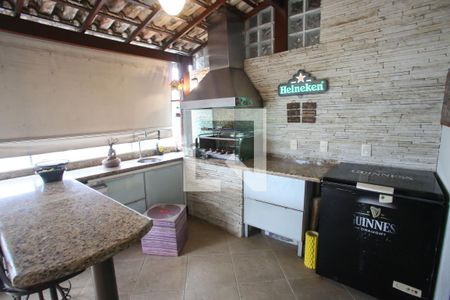 Apartamento à venda com 173m², 3 quartos e 2 vagas Apartamento à venda com 173m², 3 quartos e 2 vagasChurrasqueira do Terraço