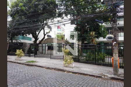 Apartamento à venda com 173m², 3 quartos e 2 vagas Apartamento à venda com 173m², 3 quartos e 2 vagasFachada do Condomínio