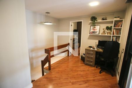 Apartamento à venda com 173m², 3 quartos e 2 vagas Apartamento à venda com 173m², 3 quartos e 2 vagasEscritório