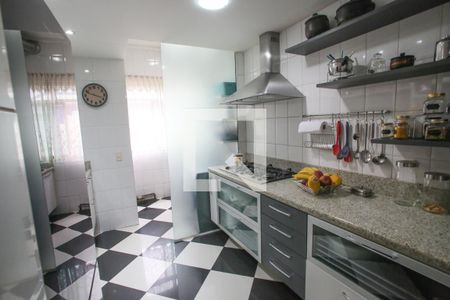 Apartamento à venda com 173m², 3 quartos e 2 vagas Apartamento à venda com 173m², 3 quartos e 2 vagasCozinha