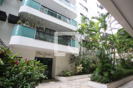 Apartamento à venda com 173m², 3 quartos e 2 vagas Apartamento à venda com 173m², 3 quartos e 2 vagasFachada do bloco