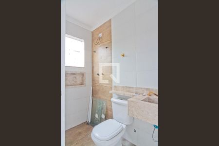 Casa à venda com 127m², 2 quartos e 3 vagasBanheiro da Suíte 2