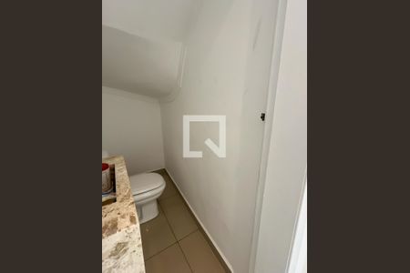 Casa à venda com 127m², 2 quartos e 3 vagas Casa à venda com 127m², 2 quartos e 3 vagasLavabo