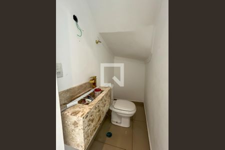 Casa à venda com 127m², 2 quartos e 3 vagas Casa à venda com 127m², 2 quartos e 3 vagasLavabo