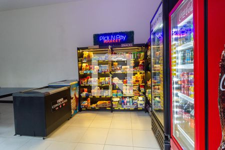 Apartamento à venda com 70m², 2 quartos e 1 vaga Apartamento à venda com 70m², 2 quartos e 1 vagaMini Mercado