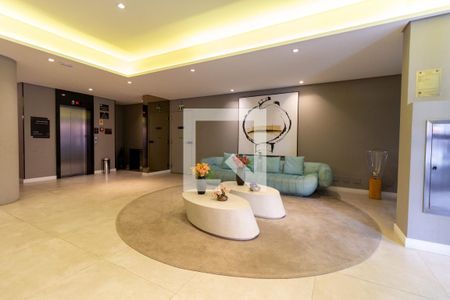 Apartamento à venda com 70m², 2 quartos e 1 vaga Apartamento à venda com 70m², 2 quartos e 1 vagaHall