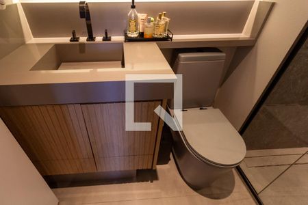 Apartamento à venda com 70m², 2 quartos e 1 vaga Apartamento à venda com 70m², 2 quartos e 1 vagaBanheiro