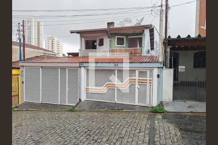 Casa à venda com 166m², 3 quartos e 2 vagasFachada