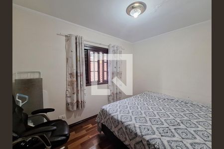 Casa à venda com 166m², 3 quartos e 2 vagasQuarto 2