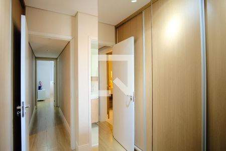 Apartamento à venda com 127m², 3 quartos e 3 vagasCloset da suíte 1