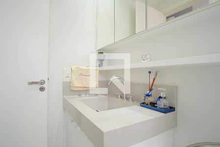 Apartamento à venda com 127m², 3 quartos e 3 vagasBanheiro da Suíte 2
