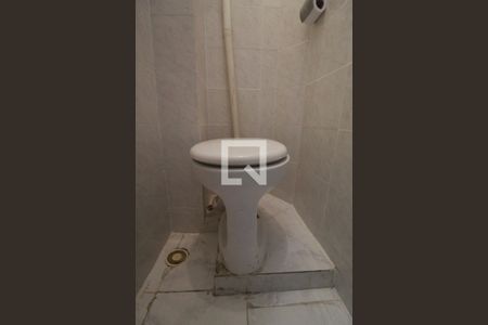 Apartamento à venda com 140m², 3 quartos e 1 vaga Apartamento à venda com 140m², 3 quartos e 1 vagaBanheiro da Área de serviço - vaso