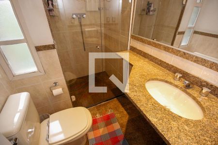 Apartamento para alugar com 190m², 3 quartos e 3 vagasBanheiro da Suíte 2