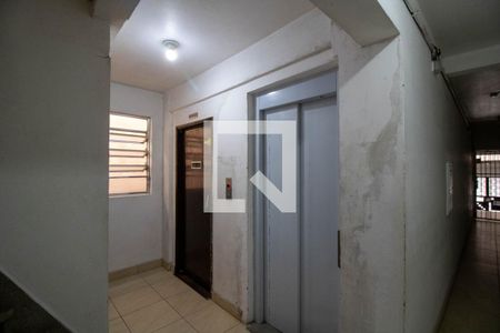 Apartamento à venda com 33m², 1 quarto e sem vagaÁrea comum