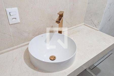 Apartamento à venda com 325m², 4 quartos e 4 vagas Apartamento à venda com 325m², 4 quartos e 4 vagasBanheiro da suíte 3