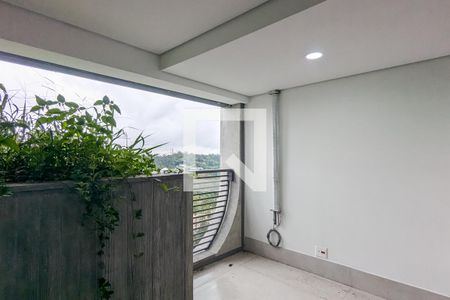 Apartamento à venda com 325m², 4 quartos e 4 vagas Apartamento à venda com 325m², 4 quartos e 4 vagasÁrea de serviço