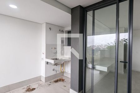 Apartamento à venda com 325m², 4 quartos e 4 vagas Apartamento à venda com 325m², 4 quartos e 4 vagasÁrea de serviço
