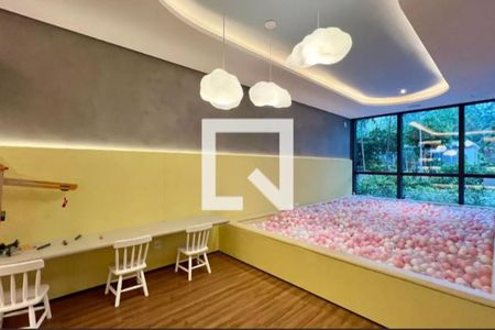 Apartamento à venda com 325m², 4 quartos e 4 vagas Apartamento à venda com 325m², 4 quartos e 4 vagasÁrea comum