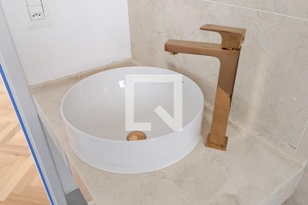 Apartamento à venda com 325m², 4 quartos e 4 vagas Apartamento à venda com 325m², 4 quartos e 4 vagasBanheiro 1 da suíte 4