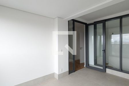 Apartamento à venda com 325m², 4 quartos e 4 vagas Apartamento à venda com 325m², 4 quartos e 4 vagasVaranda da suíte 4