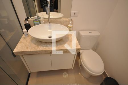 Casa à venda com 300m², 7 quartos e 4 vagasBanheiro do Quarto 2 Suíte