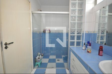 Casa à venda com 300m², 7 quartos e 4 vagasBanheiro 4